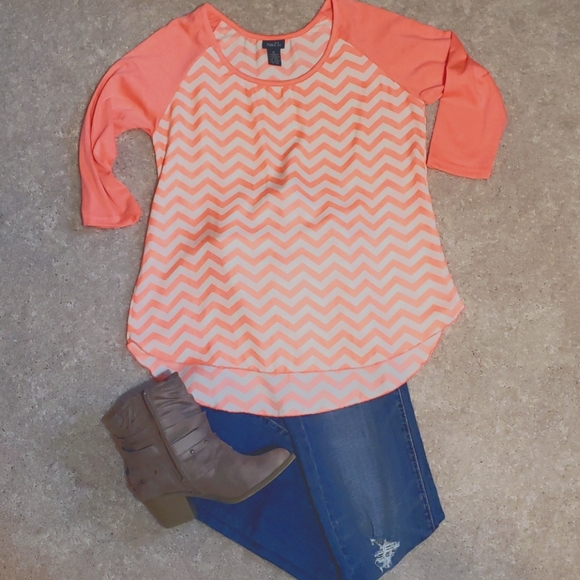 🟢RUE 21 Top 3/4 sleeve - Picture 1 of 5